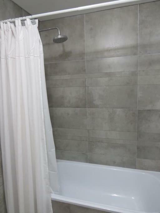 Appartamento Departamento En Torre De Alta Categoria Con Amenities Excelente Ubicacion En Recoleta Buenos Aires Esterno foto